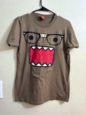 Brown said Domo Graphic Monster Tee with Red Mouth